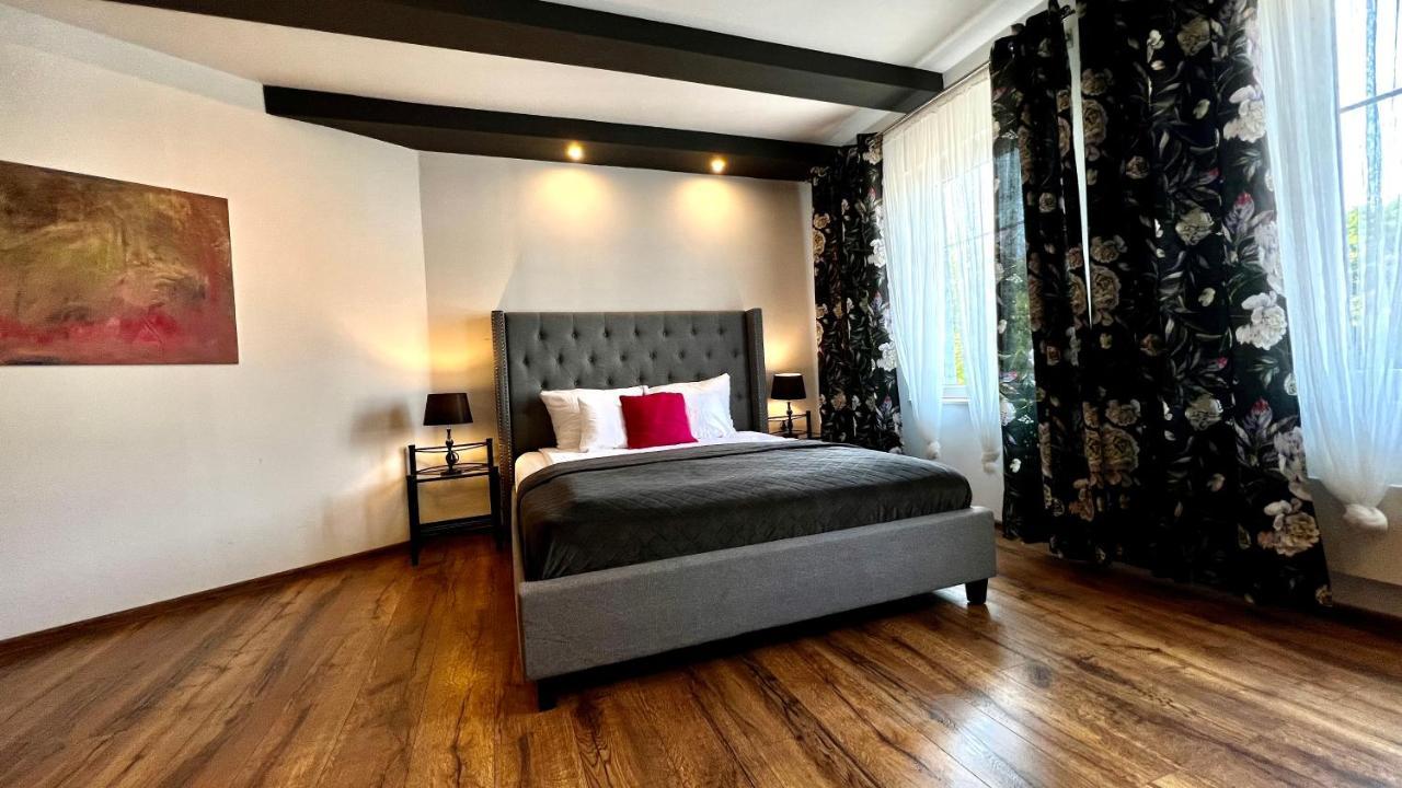 Apartamenty Katowicka 38 สเวียโตโคลวิเซ ภายนอก รูปภาพ
