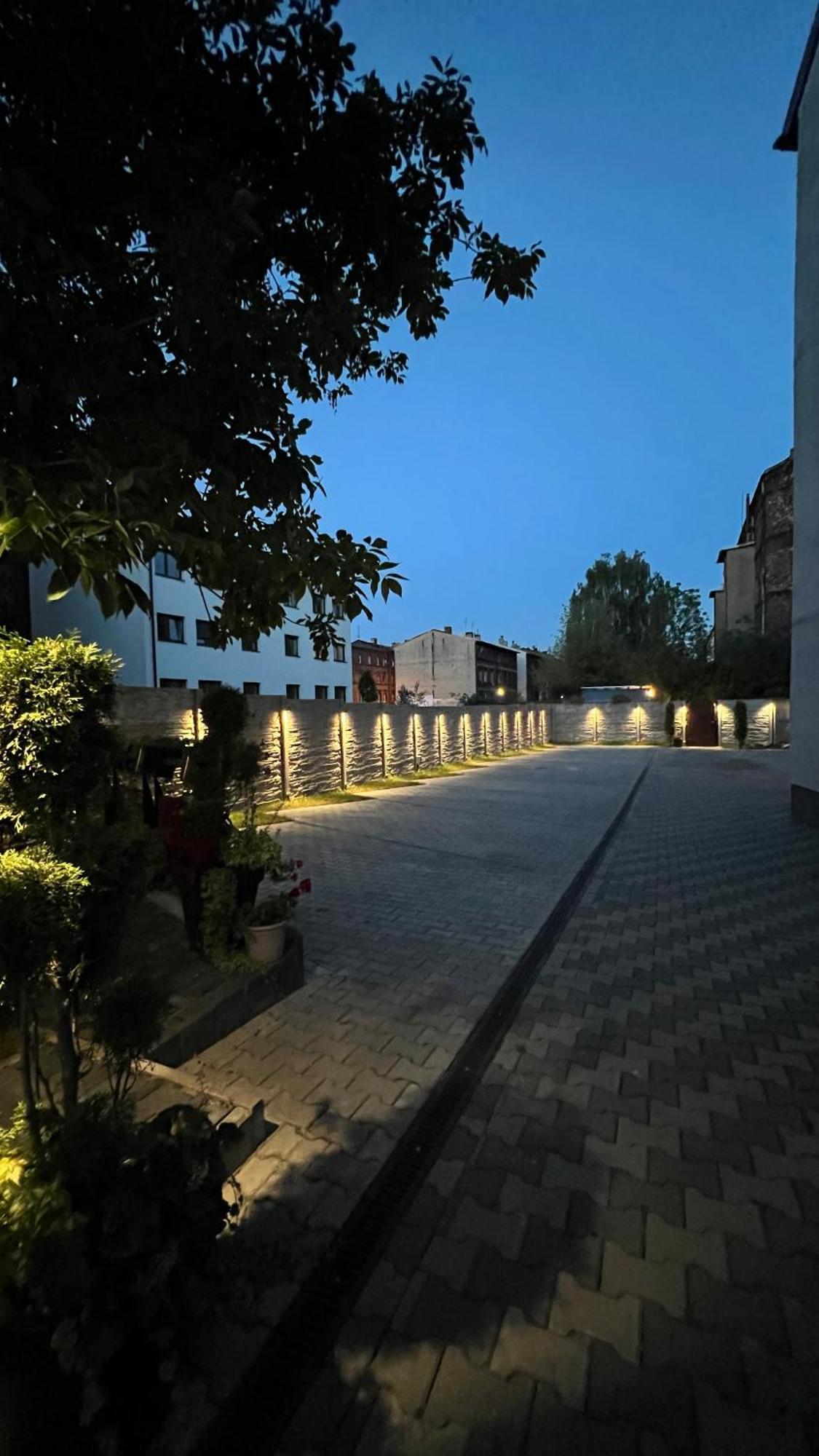 Apartamenty Katowicka 38 สเวียโตโคลวิเซ ภายนอก รูปภาพ